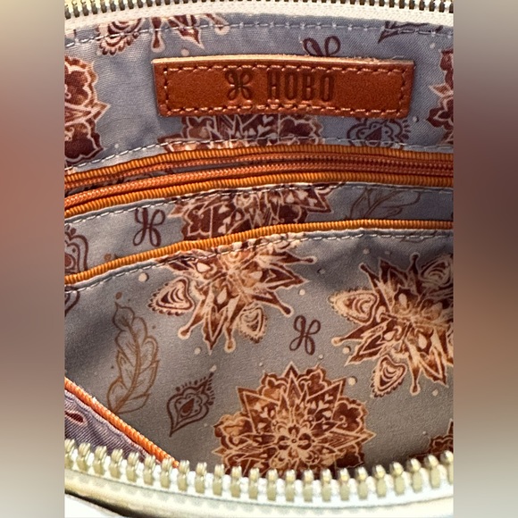 HOBO Refine Double Strap Shoulder Bag - Latte Cream with Gold Hardware - Picture 10 of 17